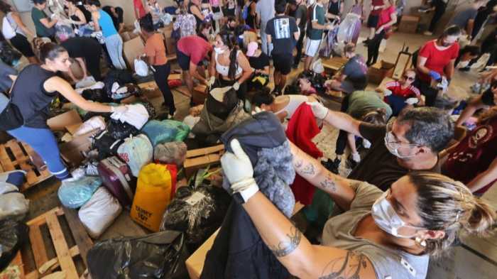 ENCHENTES - Rede de voluntários impulsiona operação de doações às vítimas das enchentes